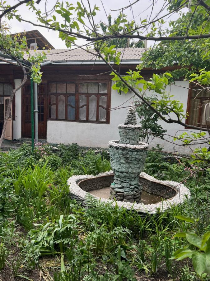 Lovely Home For You Osh Exterior foto