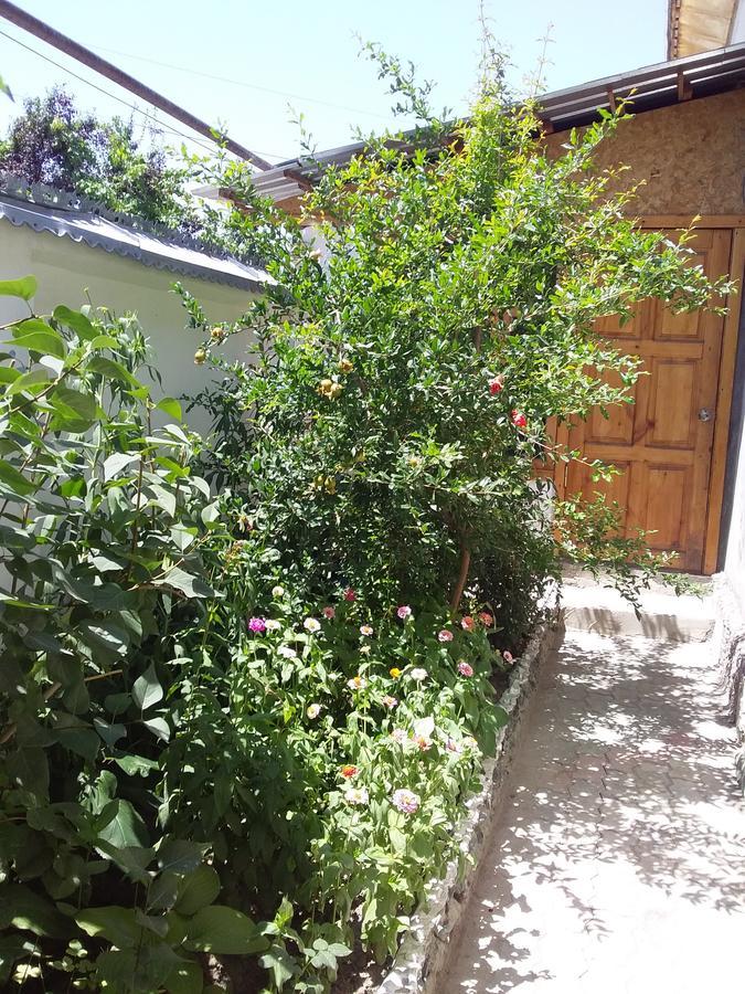 Lovely Home For You Osh Exterior foto